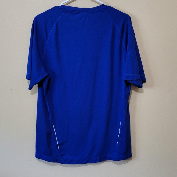 ASICS Tshirt - Picture 4 of 5